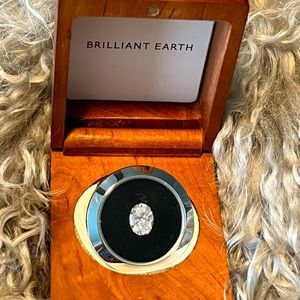 Brilliant Earth Gemstone Super Premium Moissanite Oval, Loose Stone, 9x7mm Oval